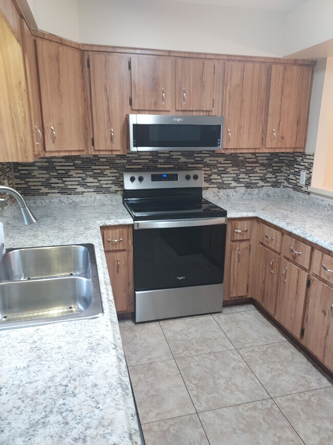 Photo - 1321 SE 3rd St