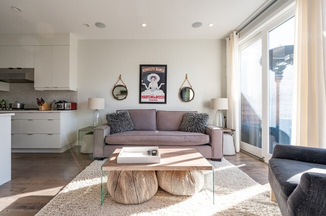 2329-2353 53 Ave SW Unit SI ID1634054P