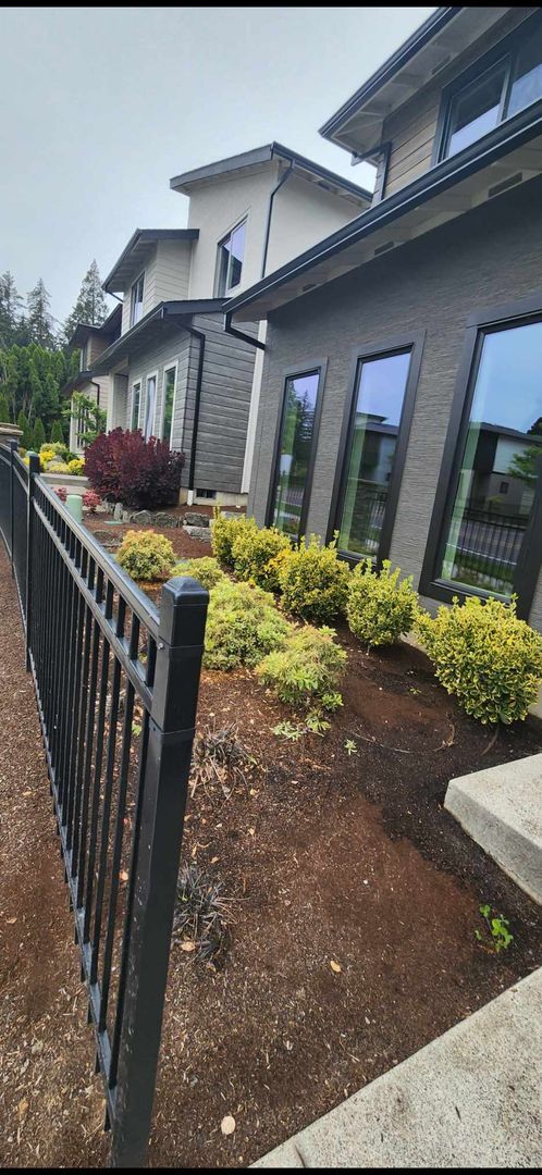 Photo - $3,950-Two-Story 4 Bedrooms, 2.5 Bathrooms Contemporary Home Awaits Your Tenancy!