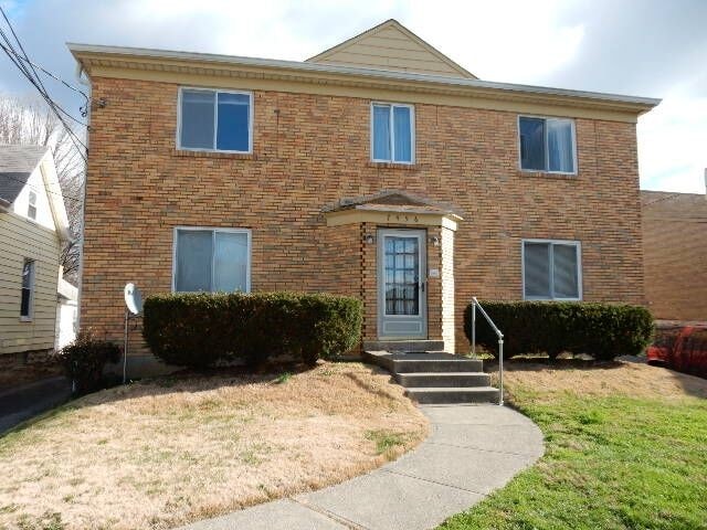 Photo - 7456 Edgemont Rd (Cincinnati, OH)