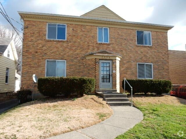 Building Photo - 7456 Edgemont Rd Unit 3 Rental