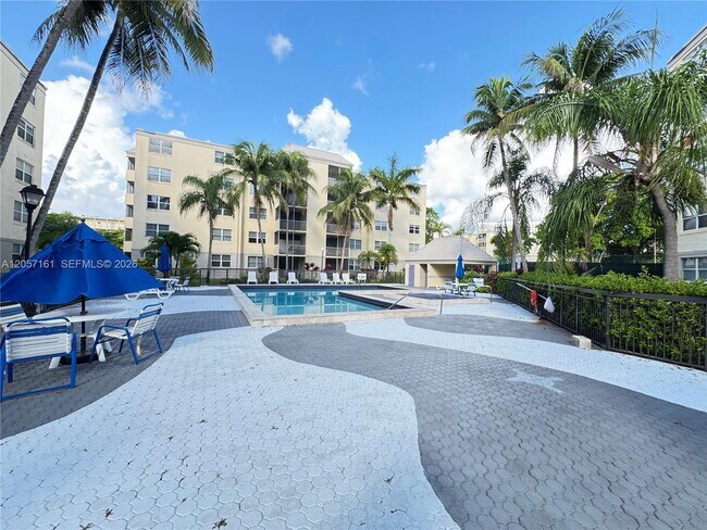 Photo - 8205 Lake Dr Unit 401