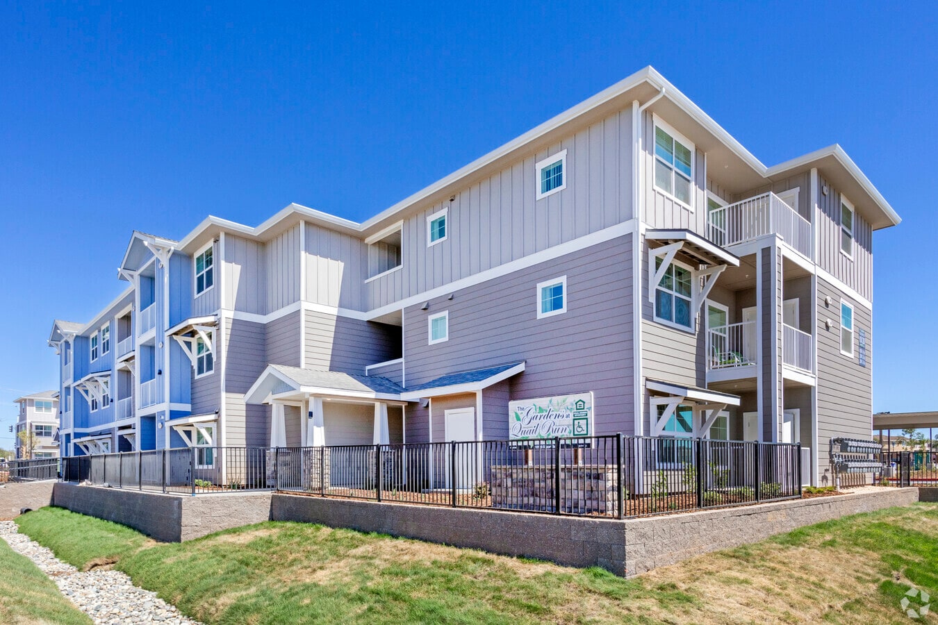 Building Photo - The Gardens at Quail Run Apartments