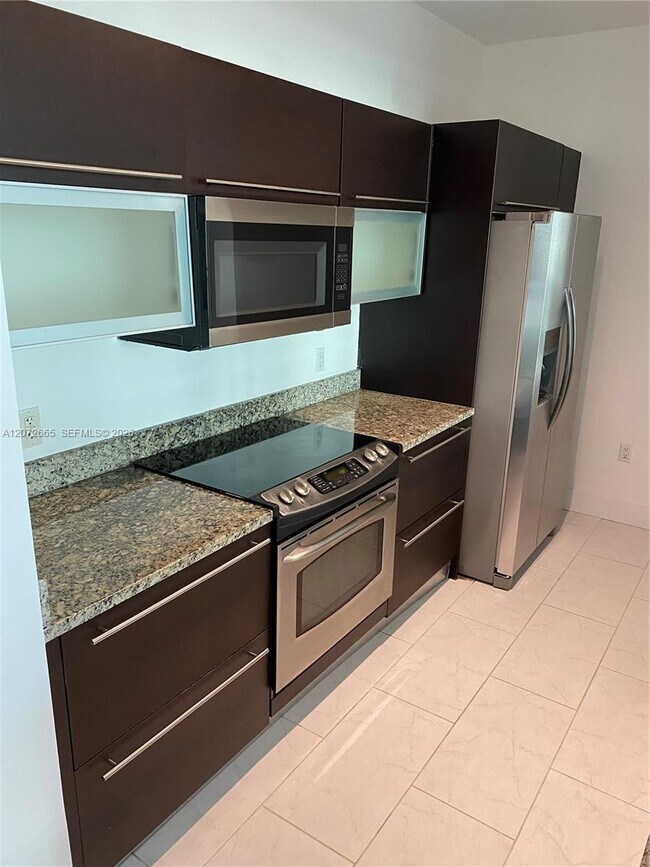 Photo - 950 Brickell Bay Dr Unidad 801