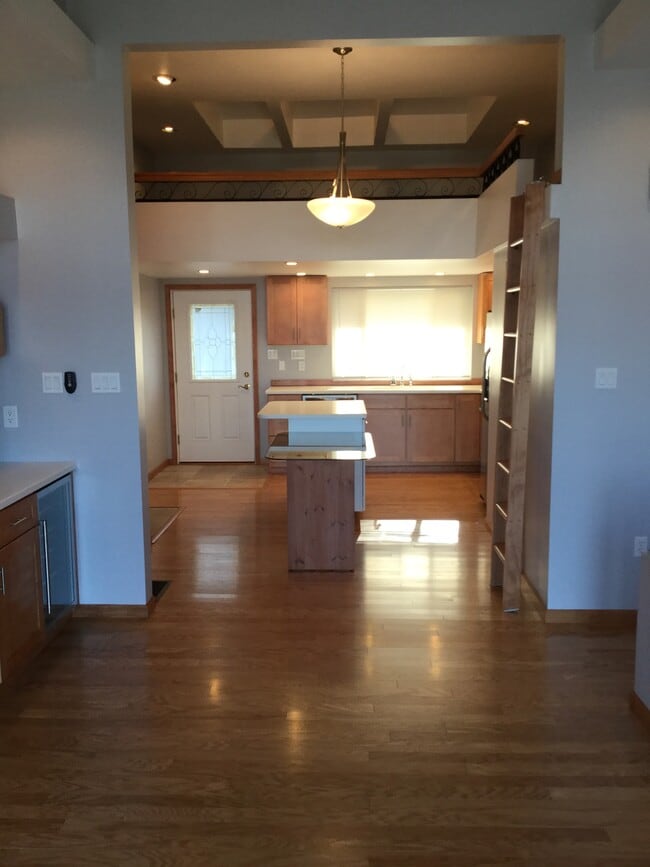 Photo - 2313 Primrose St