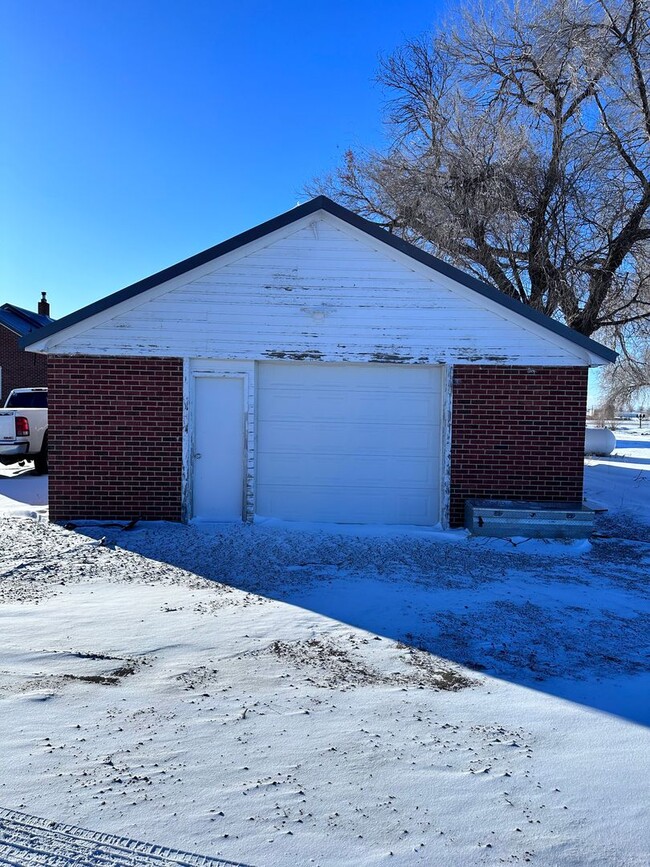 Photo - Beautifull 2 bedroom home avail in June