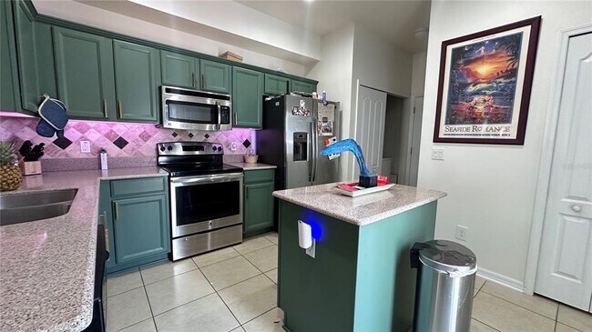 Photo - 525 Waterside Pointe Dr
