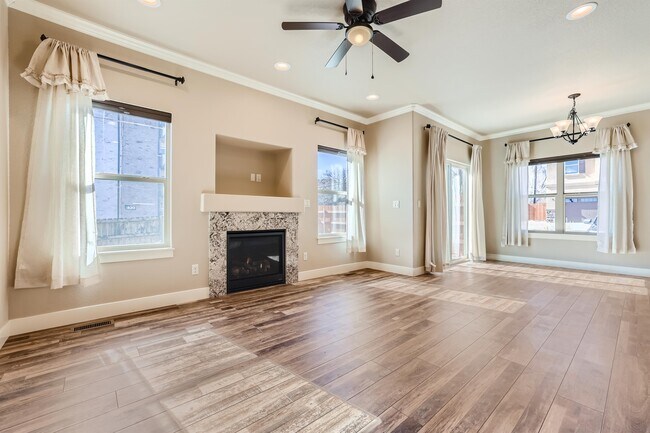 Photo - 859 Redemption Point