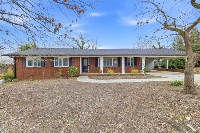 Photo - 2176 Riverside Dr
