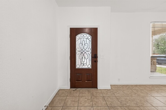 Photo - 5519 Jay Thrush Dr