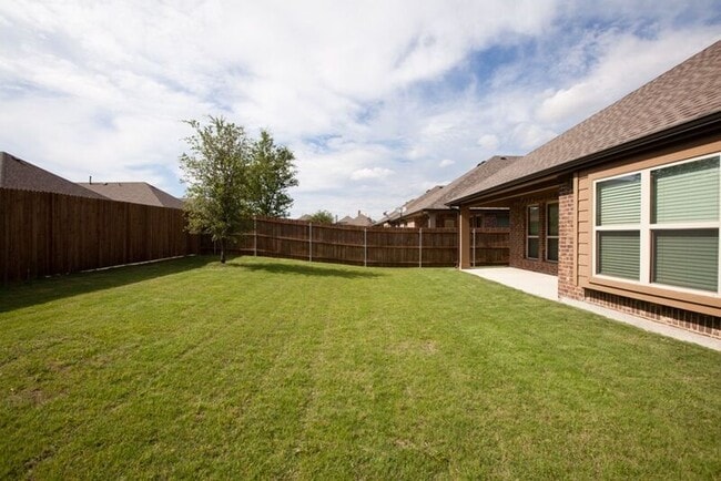 Photo - 517 Kelvington Dr