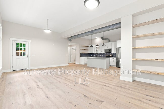Photo - 5565 Pennell Rd Unidad 1st Floor