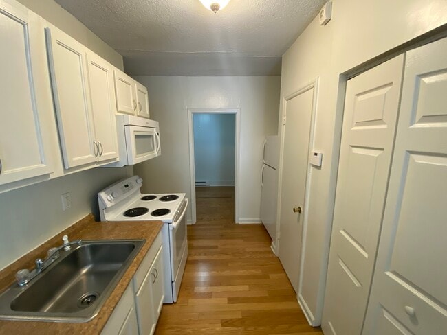 Photo - Oak Tree Apartment Homes