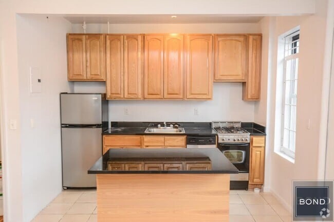 Building Photo - 240 Waverly Pl Unit 42 Rental