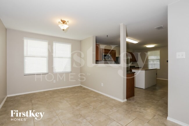 Photo - 1413 Erin Ct