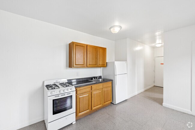 Studio - 376SF - Kitchen