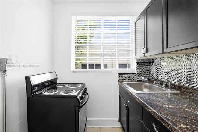 Photo - 1563 SW 2nd St Unit 8