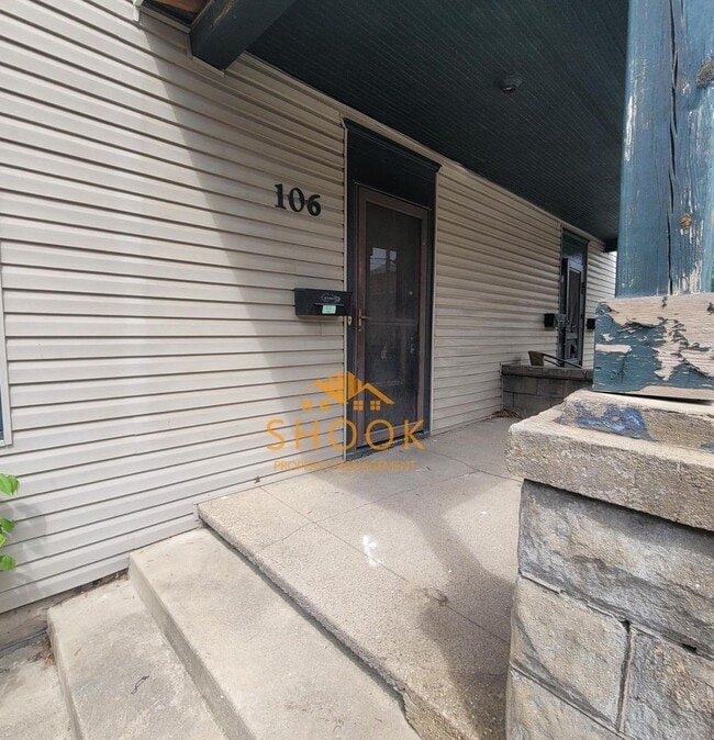 104 S 7th St Unidad 106 S 7th St