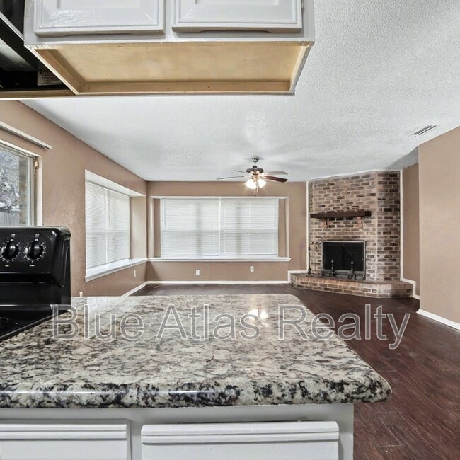 Photo - 805 Cherry Hills Dr