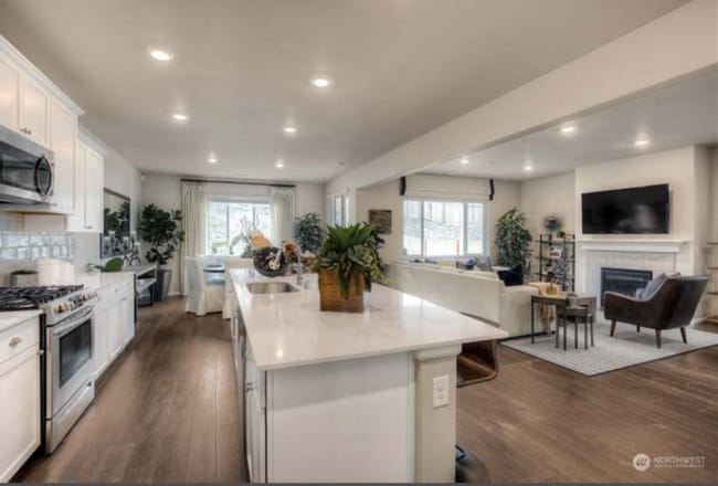 Photo - 28514 81st Dr NW