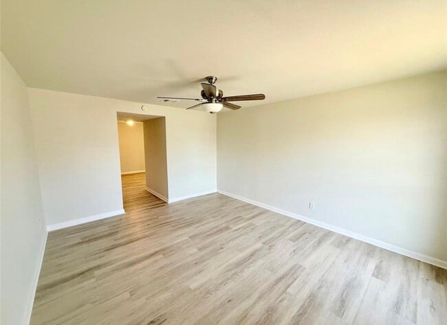 Photo - 14106 White Heather Dr