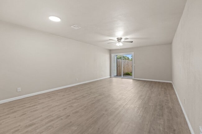 Photo - Fully Renovated 3 Bedroom Duplex in the he...