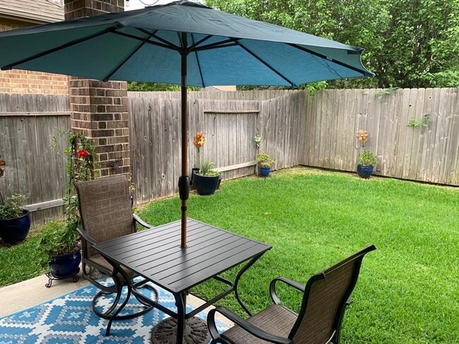 Building Photo - 13117 Stoneleigh Terrace Dr