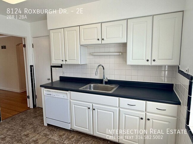 8124 Roxburgh Dr Unit 2E