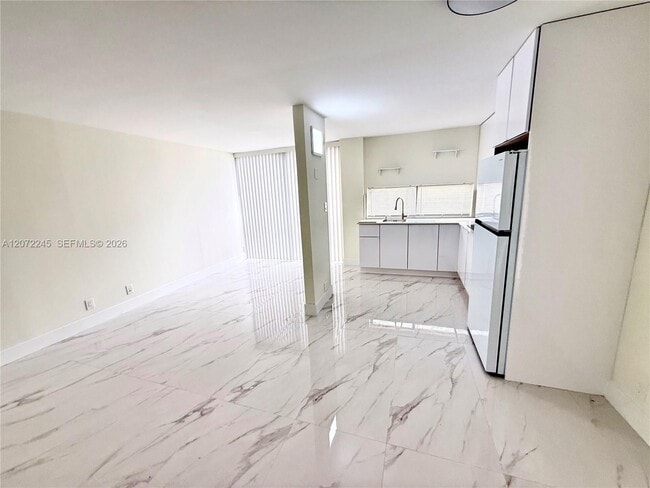 Photo - 16909 N Bay Rd Unit 817