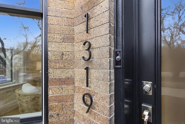 Photo - 1319 East Capitol St SE