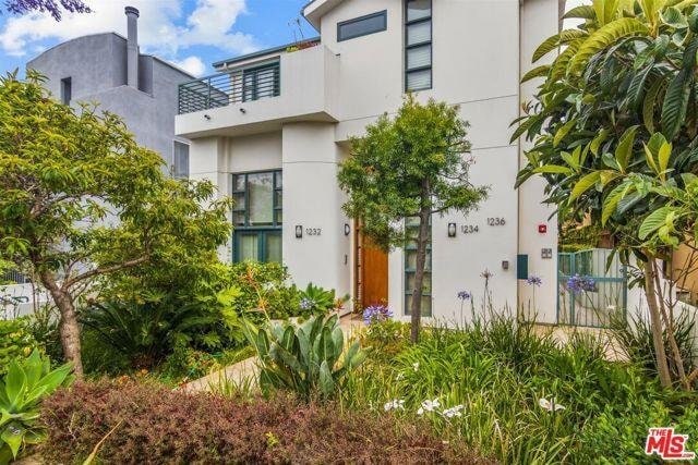 Photo - 1232 25th St