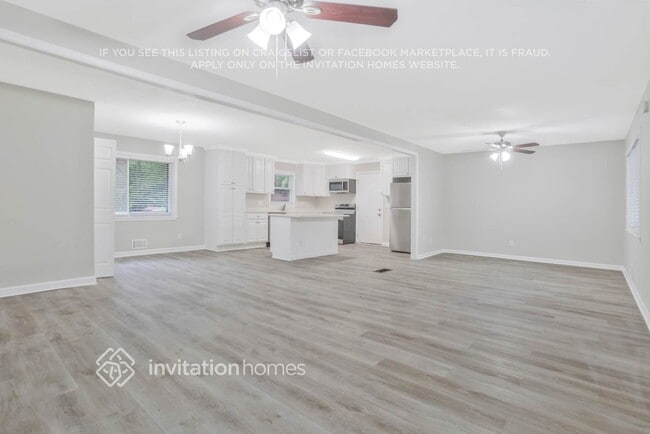 Photo - 944 Betty Dr