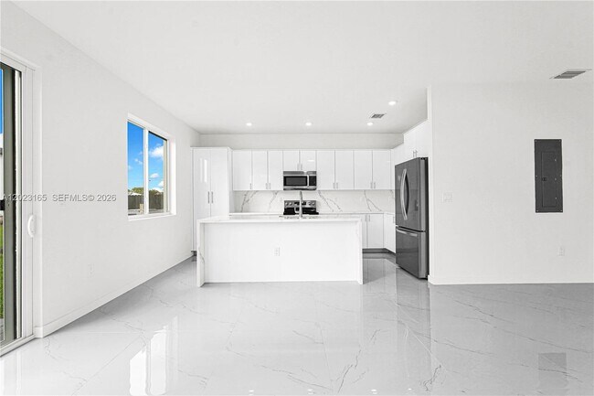 Photo - 22555 SW 125th Ave