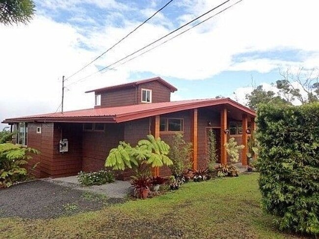 Building Photo - 3BR/2BA Spacious Furnished Home – 2,476 Sq Ft – Upper Kaumana, Hilo