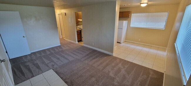 Building Photo - 4642 S Arlington Park Dr Unit 04