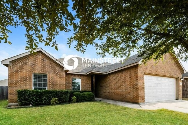 Building Photo - 3 Bedroom Pet-Friendly Home in Crowley, TX with Main Street Renewal