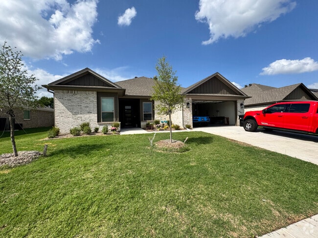 Building Photo - 632 Mooney Dr Rental