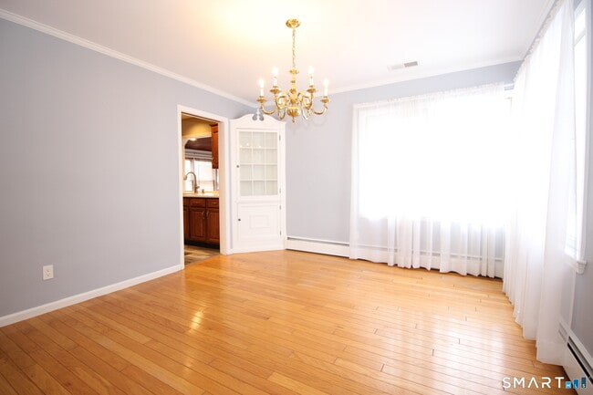 Photo - 76 Elliott Rd