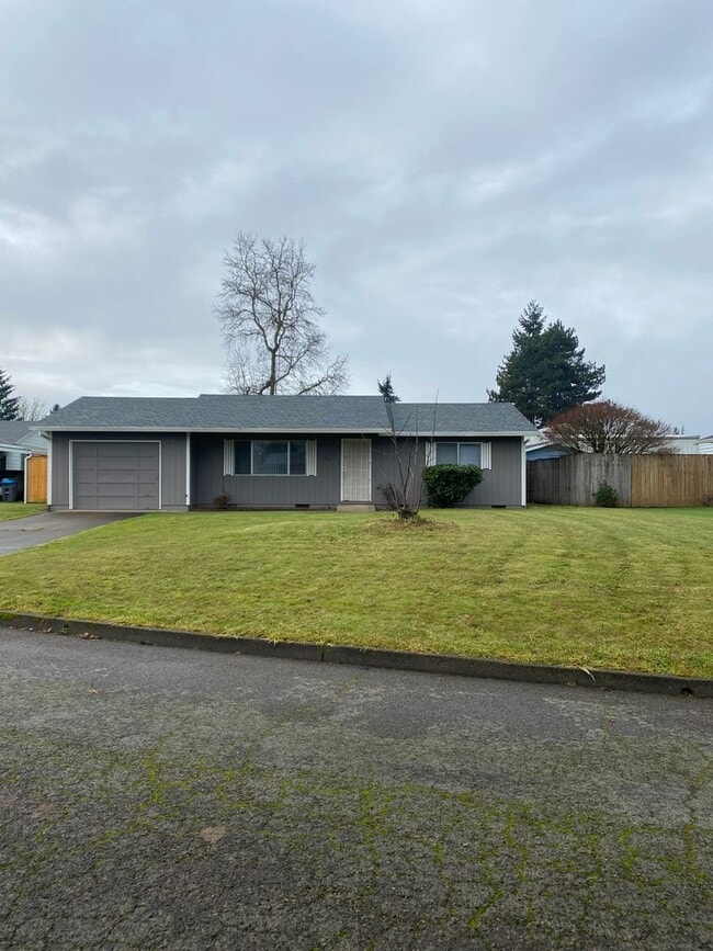Photo - 140 11th St House