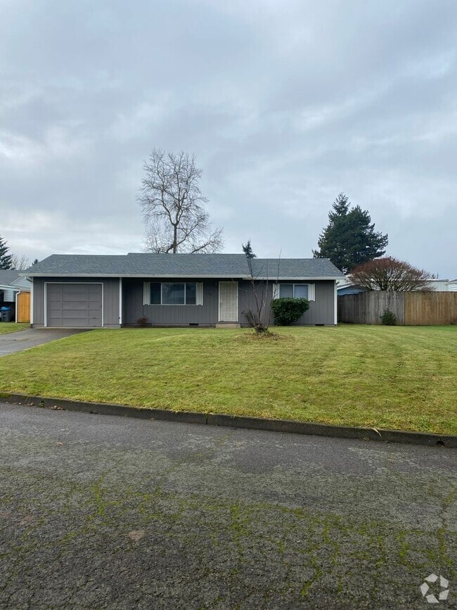 Building Photo - 140 11th St Rental