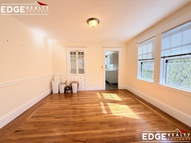 Photo - 62 S Hobart St Unit 2