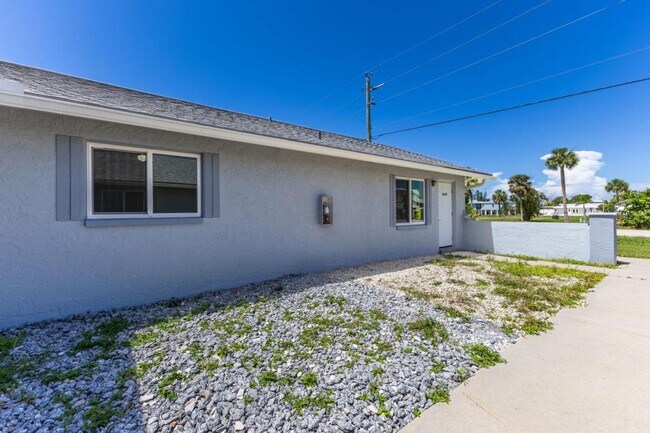 Photo - 16595 Davis Rd
