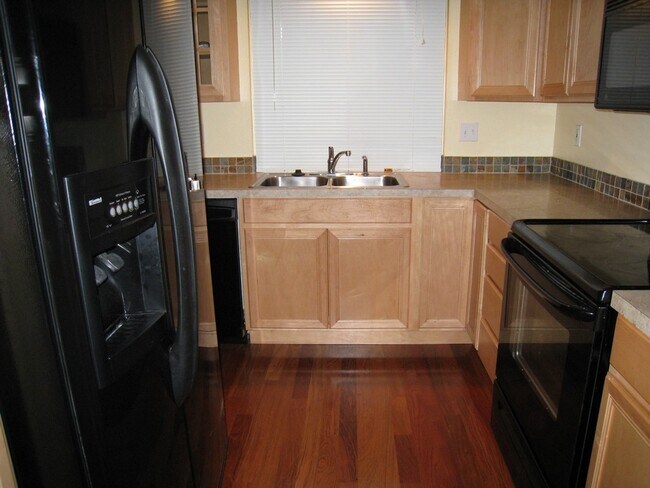 Photo - GERJ02 Unit 18131