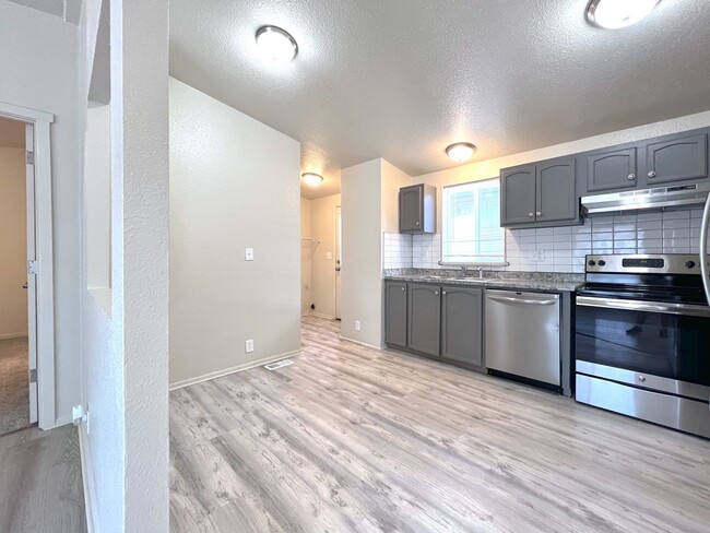 Photo - 1124-1148 Willow St Unit 1128