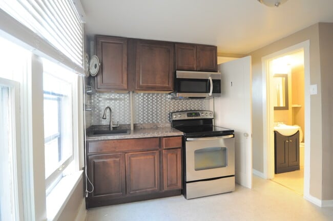 Photo - 5030 9th Ave NE