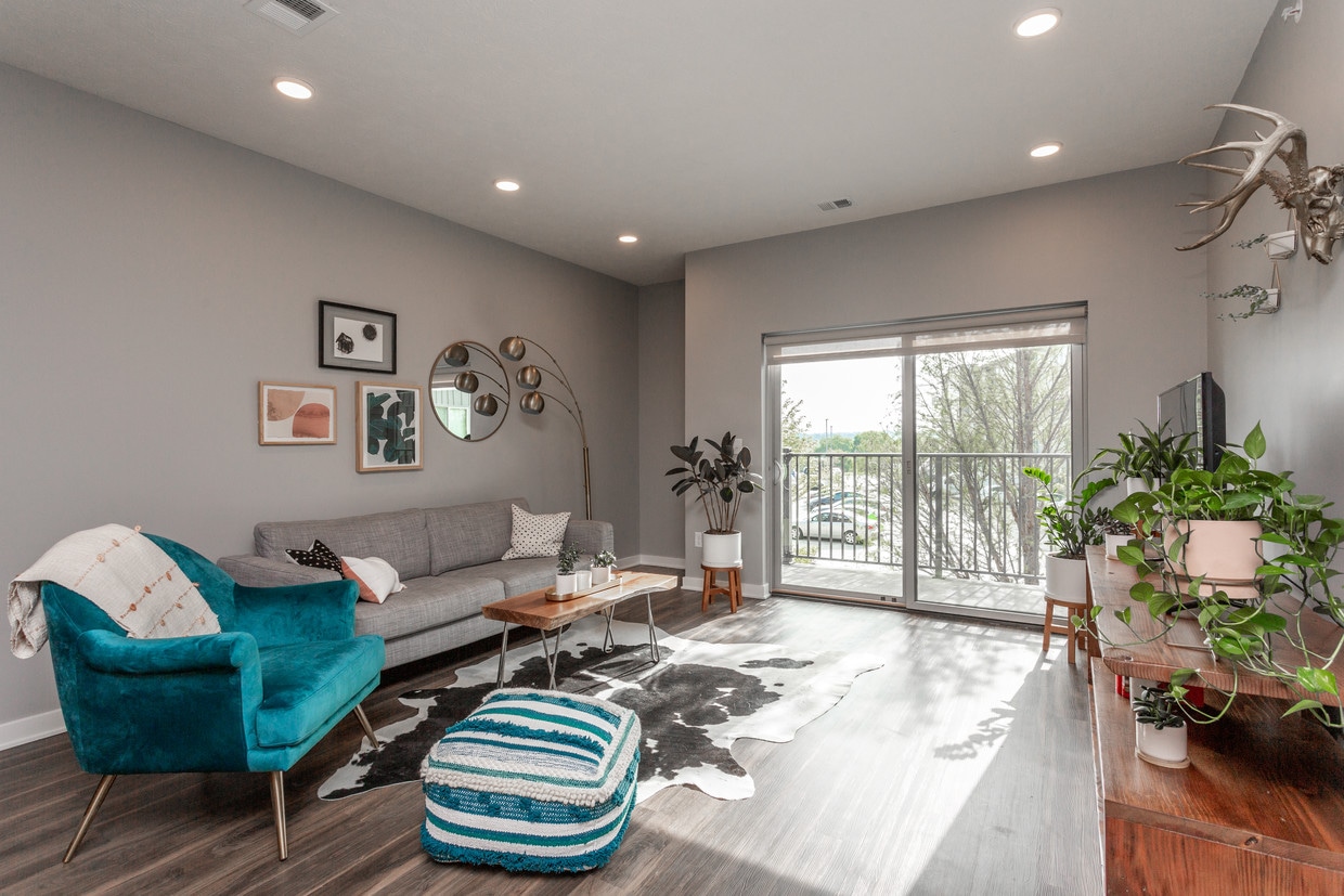 Photo - Centerline Apartments