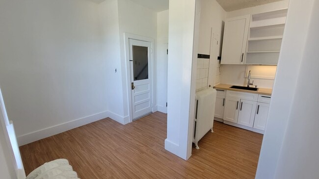 Photo - 5 Bluff Ave Unit 1