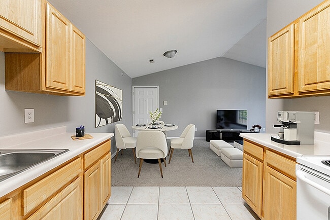 14690 Abbey Ln_14655_20230627 - 015_1000px