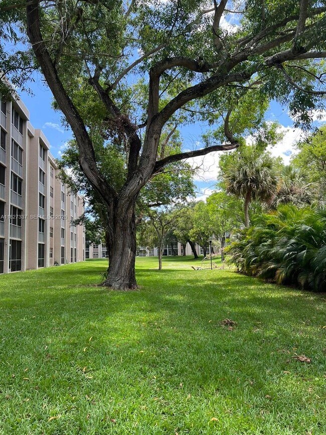 Photo - 1100 NW 87th Ave Unit 304