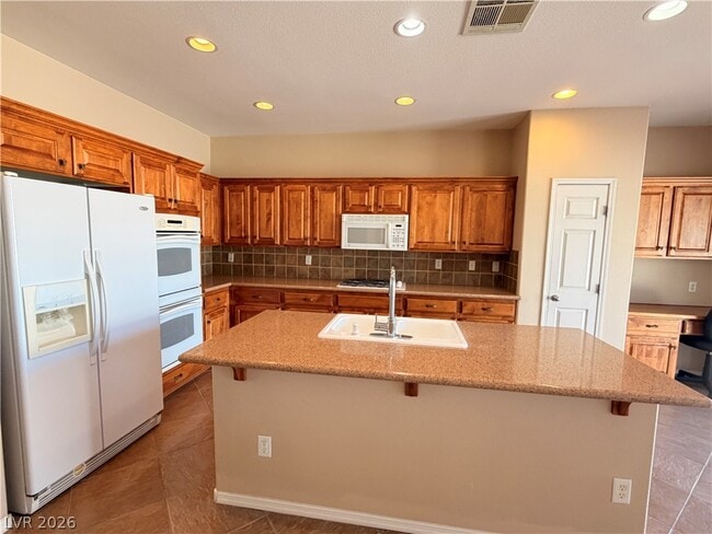 Building Photo - 9230 Sapphire Hills Ct